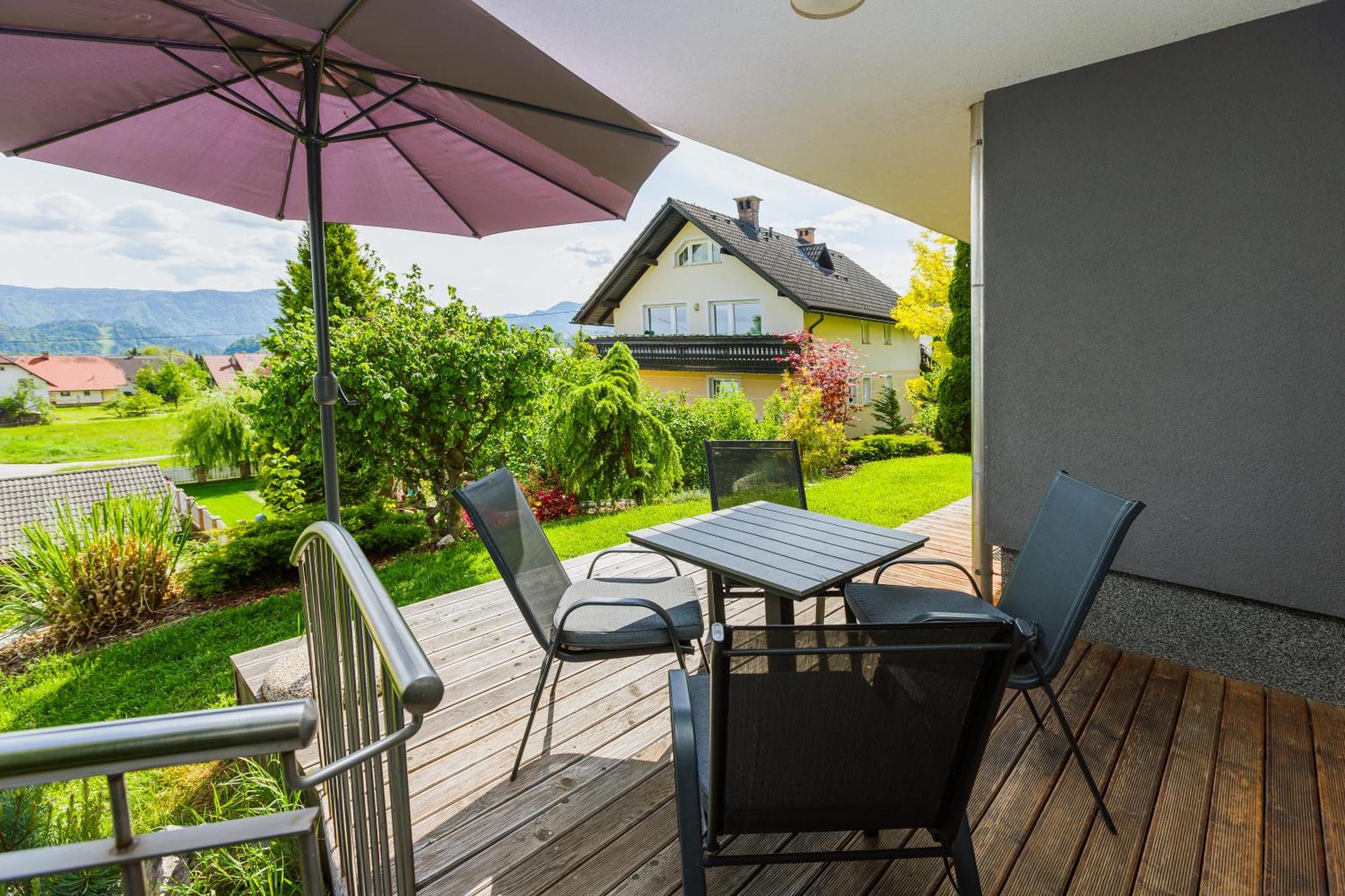 Modern apartment Bled Buitenkant foto