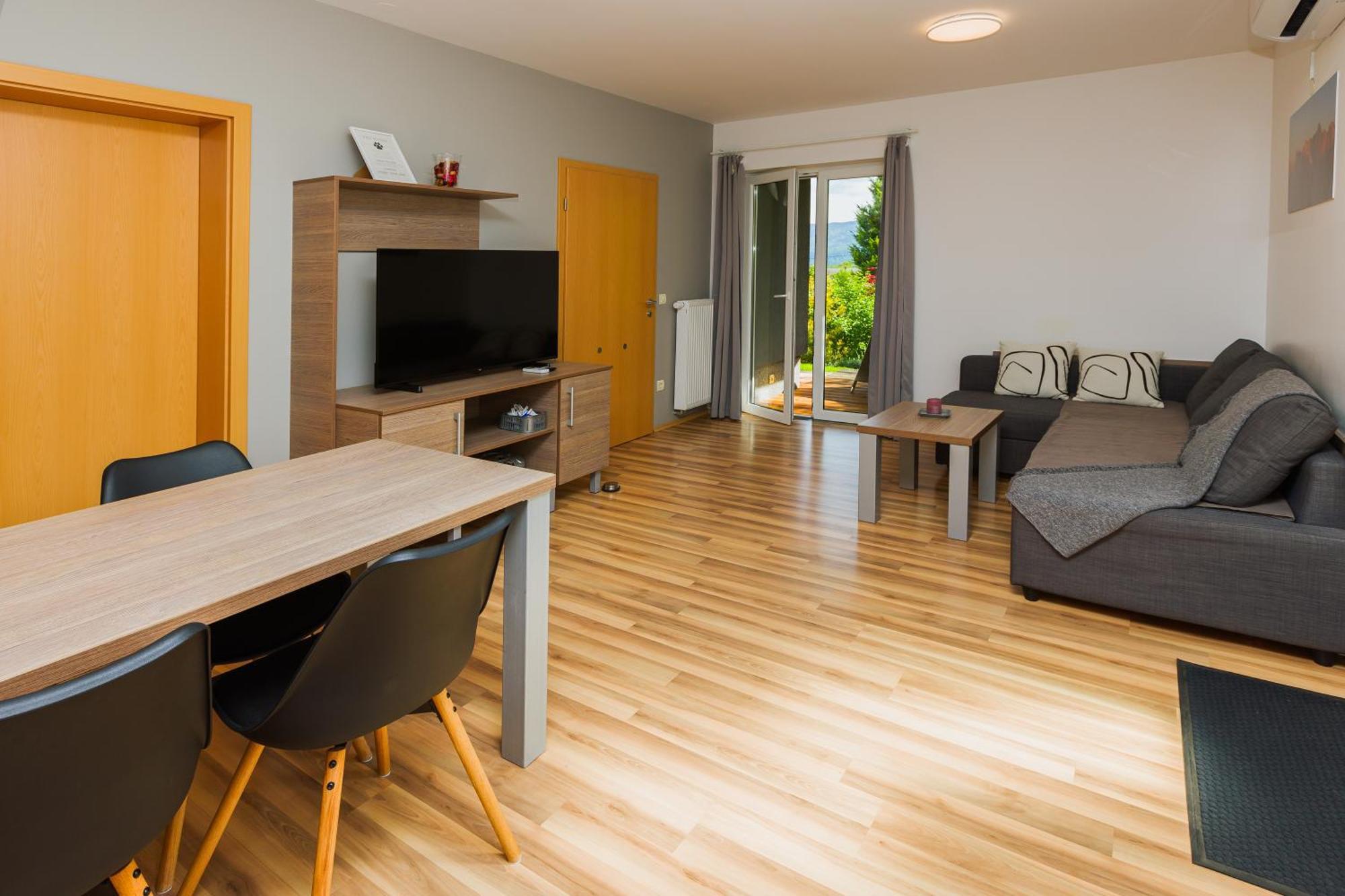 Modern apartment Bled Buitenkant foto